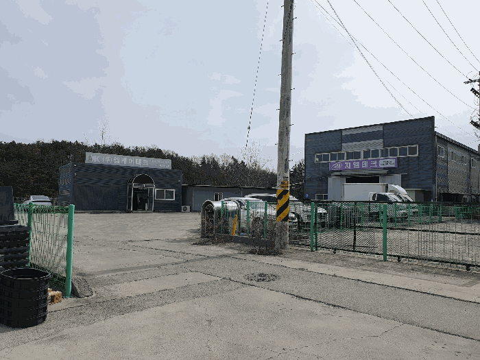 (1,2)토지 및 (3)건물 서측 전경