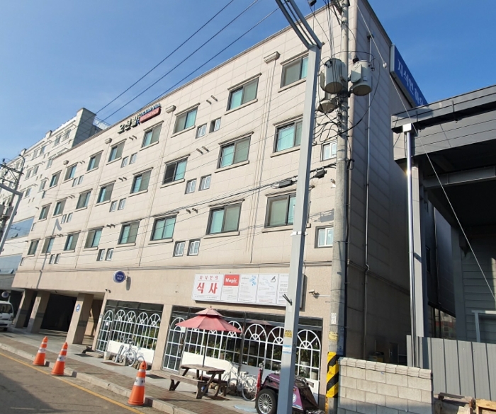 본건건물전경-1