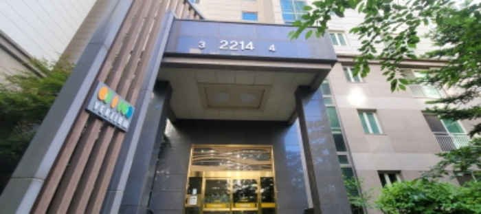 공동현관 출입문