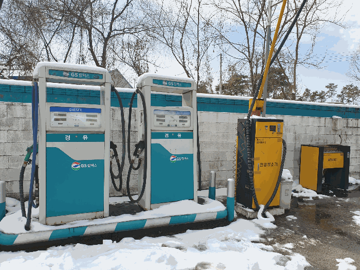 세차시설, 주유기