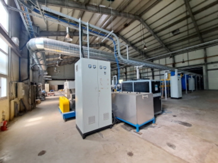 목록 2 동쪽 공장 내부 기계기구 등