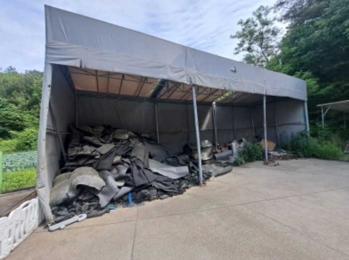 목록 1 북동쪽 제시외 철파이프조 천막지붕 창고(ㄷ, ㄹ) 등