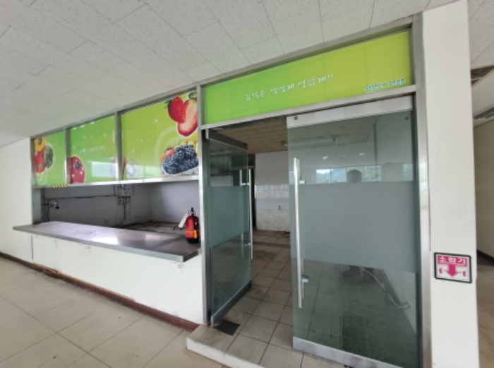 목록 3 3층내부 식당 등