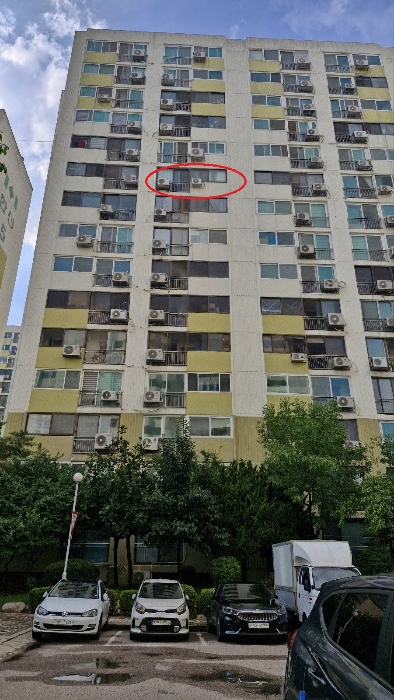 본건 남동측 인근에서 촬영
