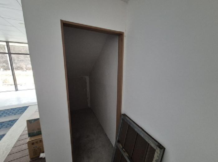 목록5. 건물(1동) 1층 객실(창고) 전경(2)