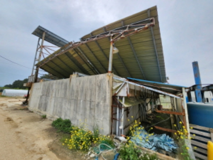 기계기구 및 공작물