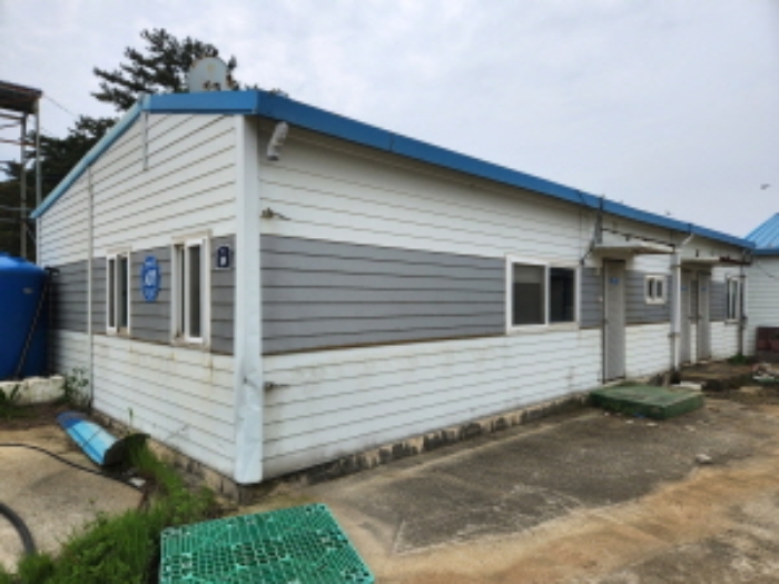 부동산표시 제9호 제시외 사무실