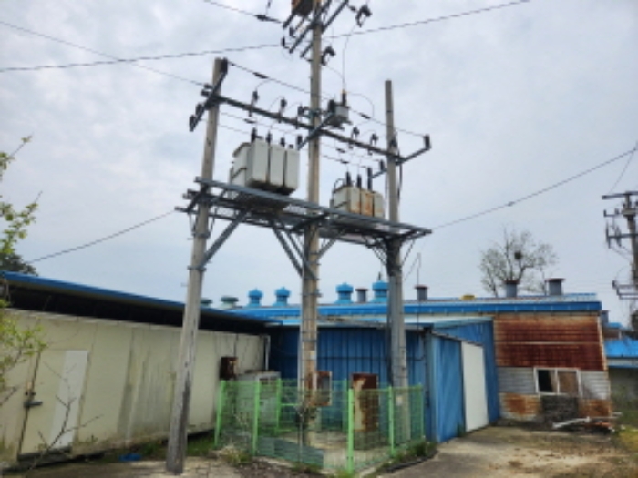 기계기구 및 공작물