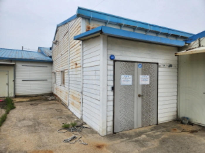 부동산표시 제3호, 제3호 제시외 사무실 입구