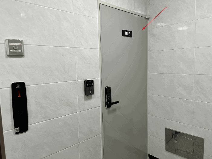 지하층 도면상 B02호 현관문