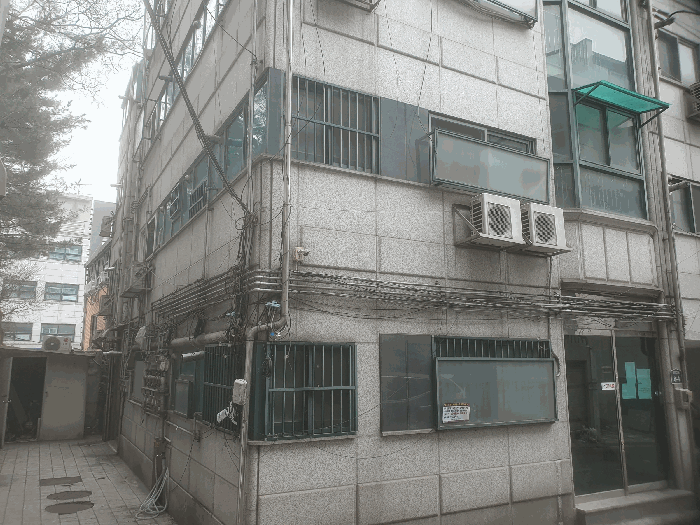 본건 남서측 전경