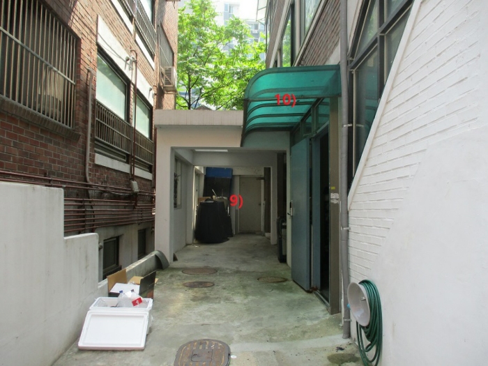 제 시 외 건 물
[기 호 9), 10)]