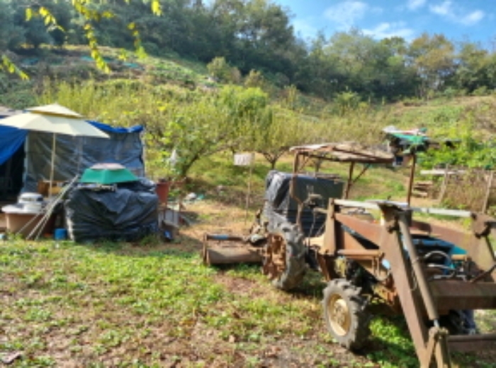 1목록 전경(농기계 및 농막)