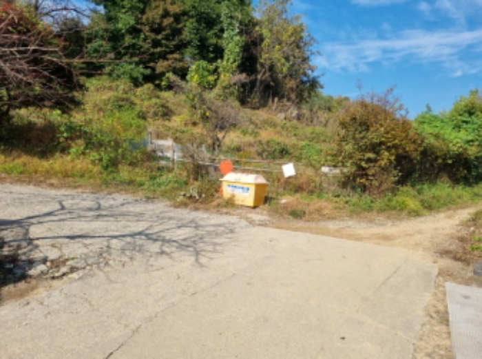 2목록 입구(좌측 도로)