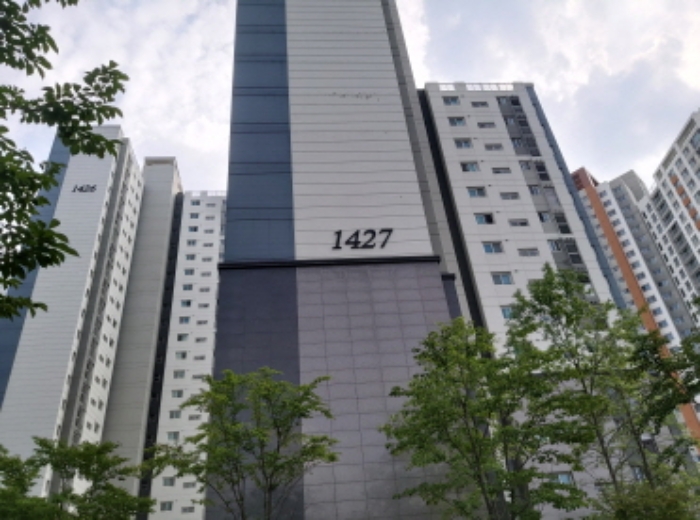 * 본건 목적물 소재 동 전경