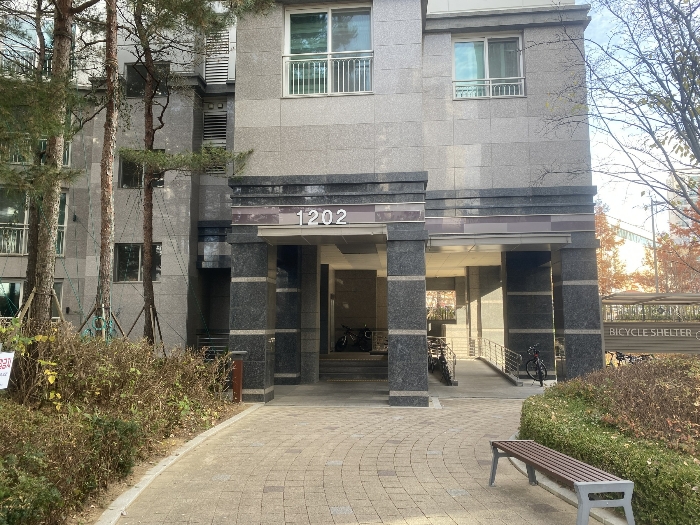 본건 라인 출입구