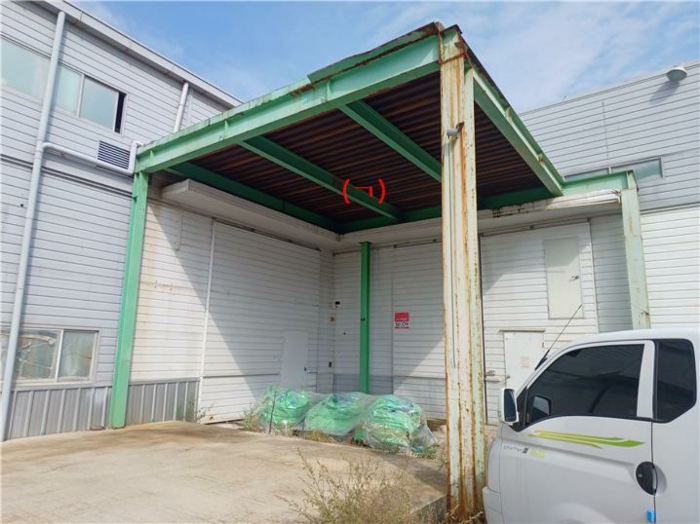 제시외건물 ㄱ)