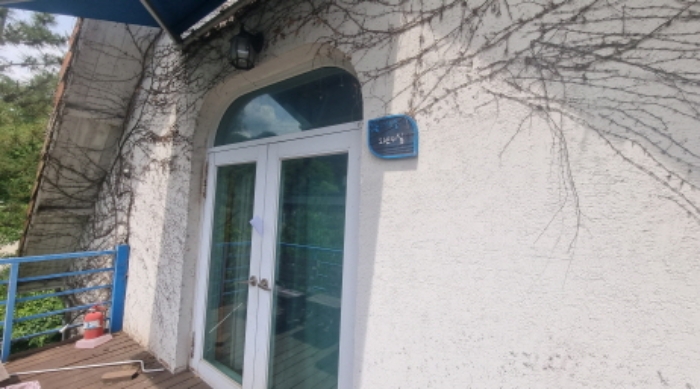 목록 2. 건물의 에이동 3층 객실(오렌지실)