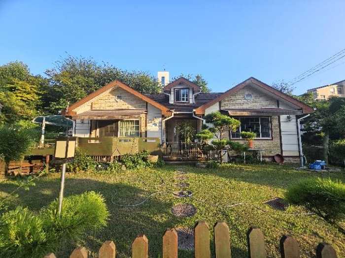 제시 목록 2 및 위 지상 제시 목록 1 전경