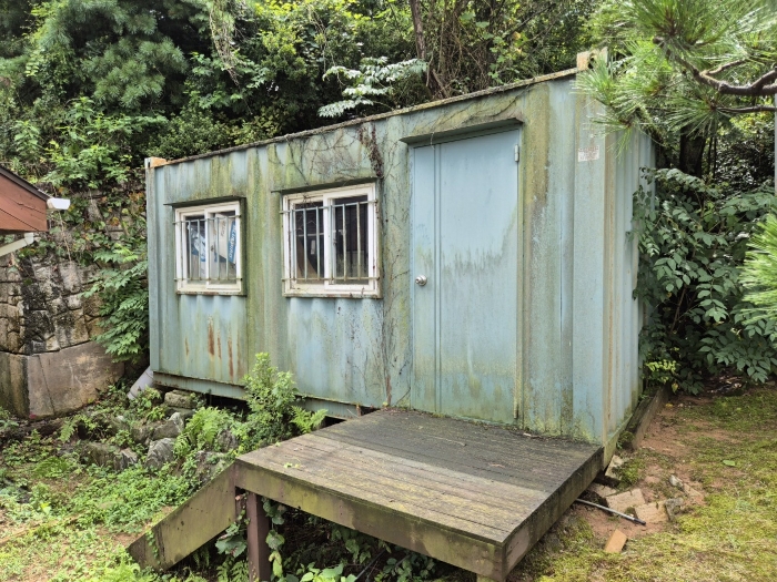 컨테이너 창고 전경