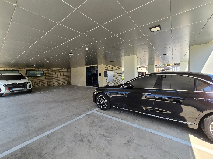 일련번호(2)_1층 주차장 및 계단실