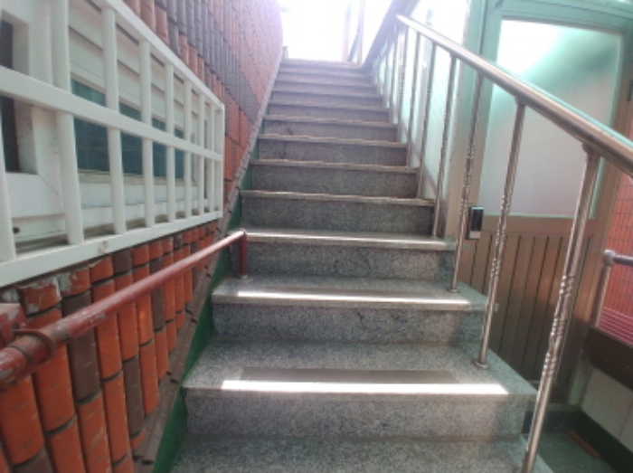 3층 계단 모습