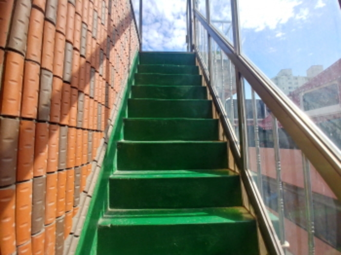 옥상 계단 모습