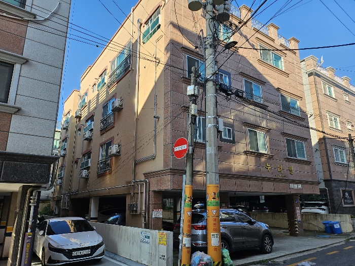 본건 동측 인근에서 촬영