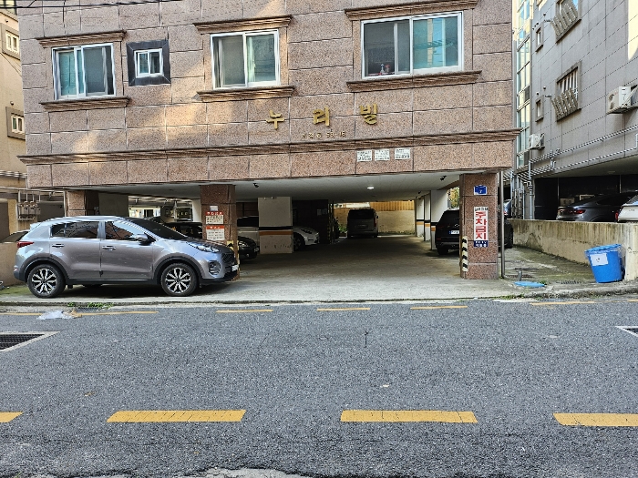 본건 북동측 인접도로 주위환경