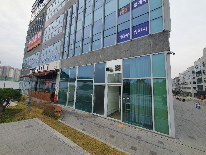 본 건 제 1 층 제 1 0 6 호 현 황