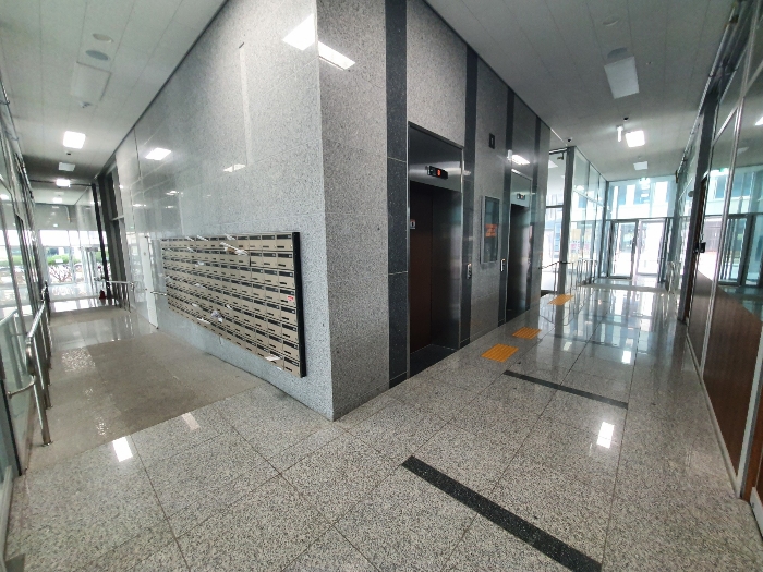 본 건 1 층 일 부 현 황