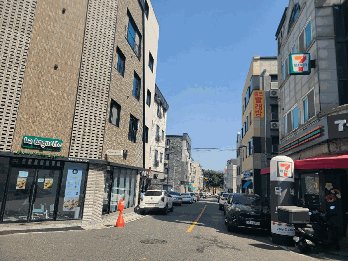 주 변 전 경
(본건 남서측에서)