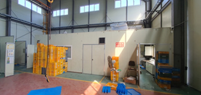 제시 건물 (나)창고내-제시외 단층 창고 및 사무실