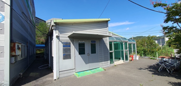 기호 3의 제시 건물 (다)