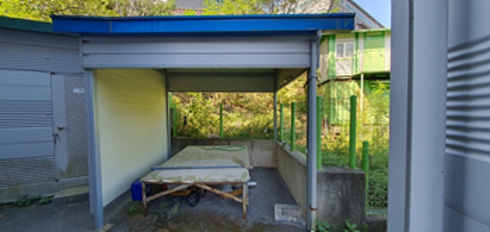 제시 건물 (라)화장실 옆쪽-제시외 단층 창고