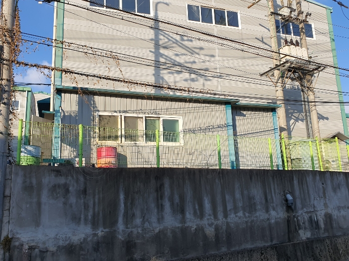 [제시외 건물 : 일련번호 (ㄴ)]