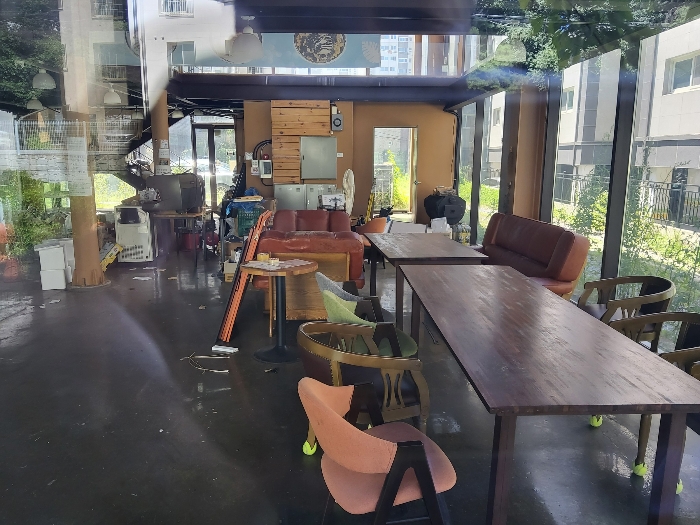 기호 2) 1층 내부