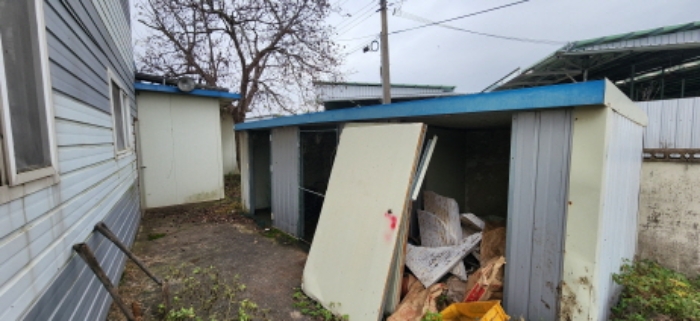 본건 및 주변, 제시외 시설물