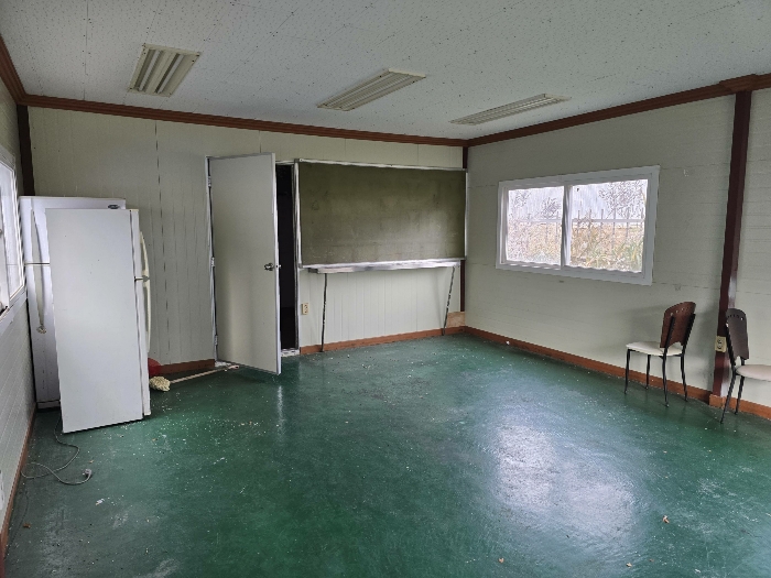 제시외 건물 ㅂ) 전경(내부)