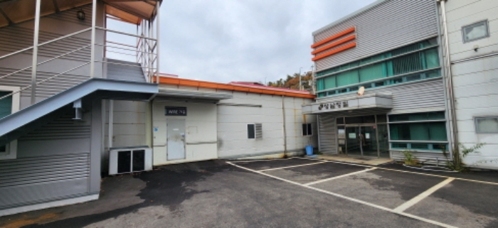 본건 가동, 나동, 라동 및 주변