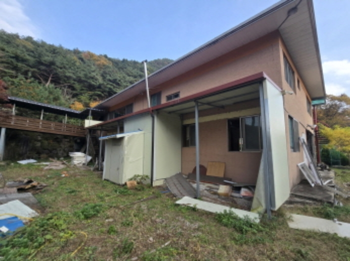 제시 된 건물 후측