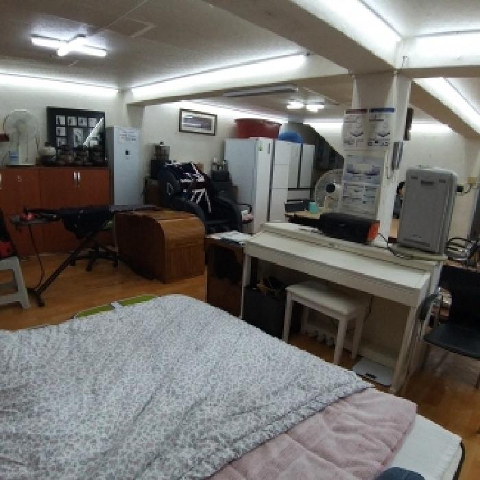 지층, 유상숙 거주 공간 4. 