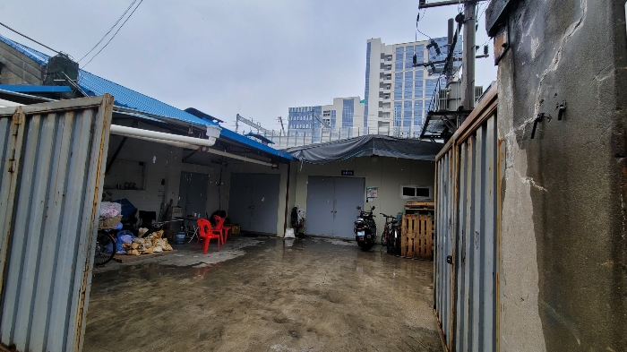 본건 전경 2(영성정밀 & 동성금속)