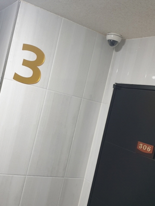 3층 301~306호