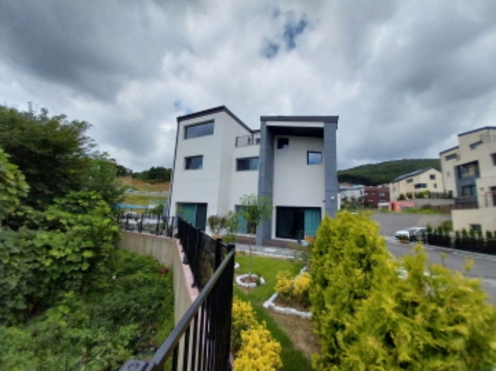 목록3 경매외 건물 전경