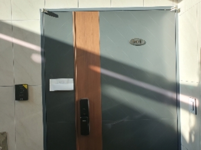 3층 세대 출입문 현황(301호)1