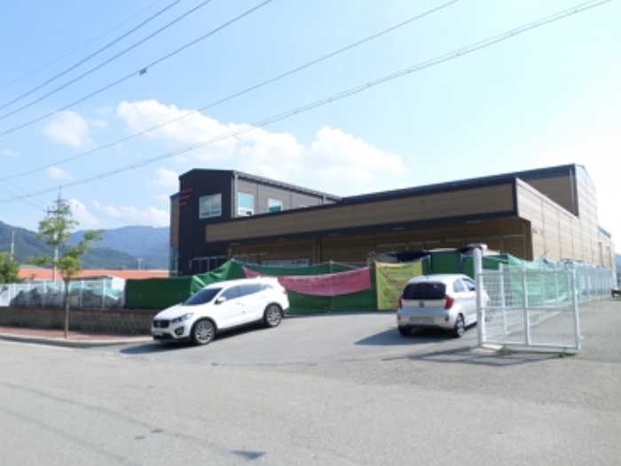 이 사건 토지 및 건물