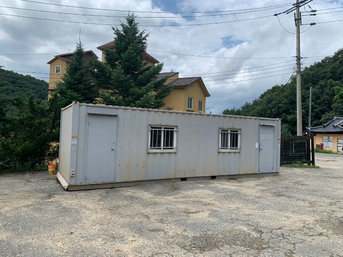 컨테이너 / 일련번호1 지상