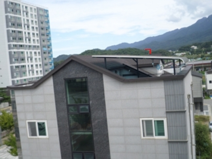 옥탑층 및 제시 외 ㄱ