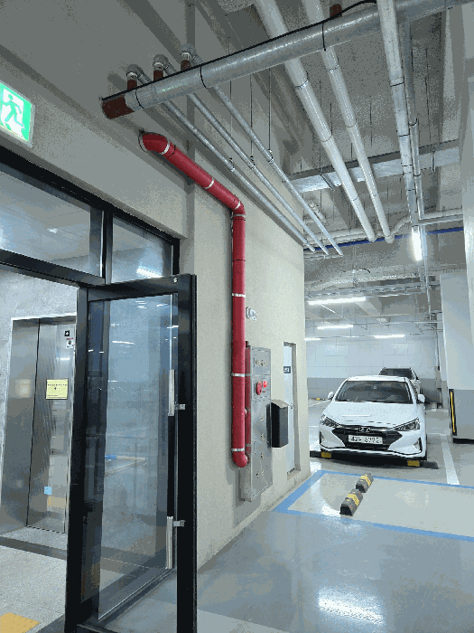 본건이 속한 건물 지하주차장 지하1층 승강기실